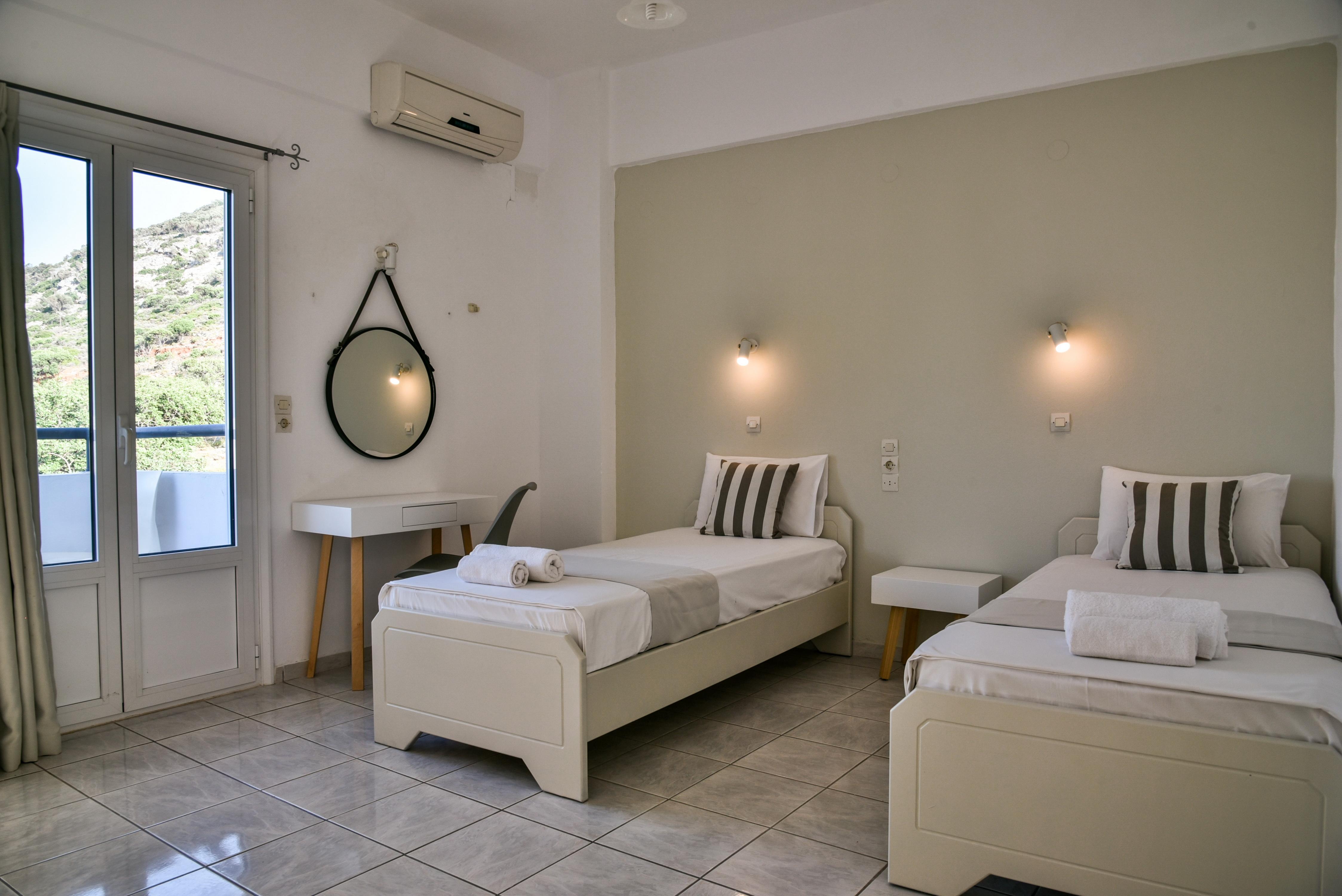 Iraklis Apartments Stalida Eksteriør bilde