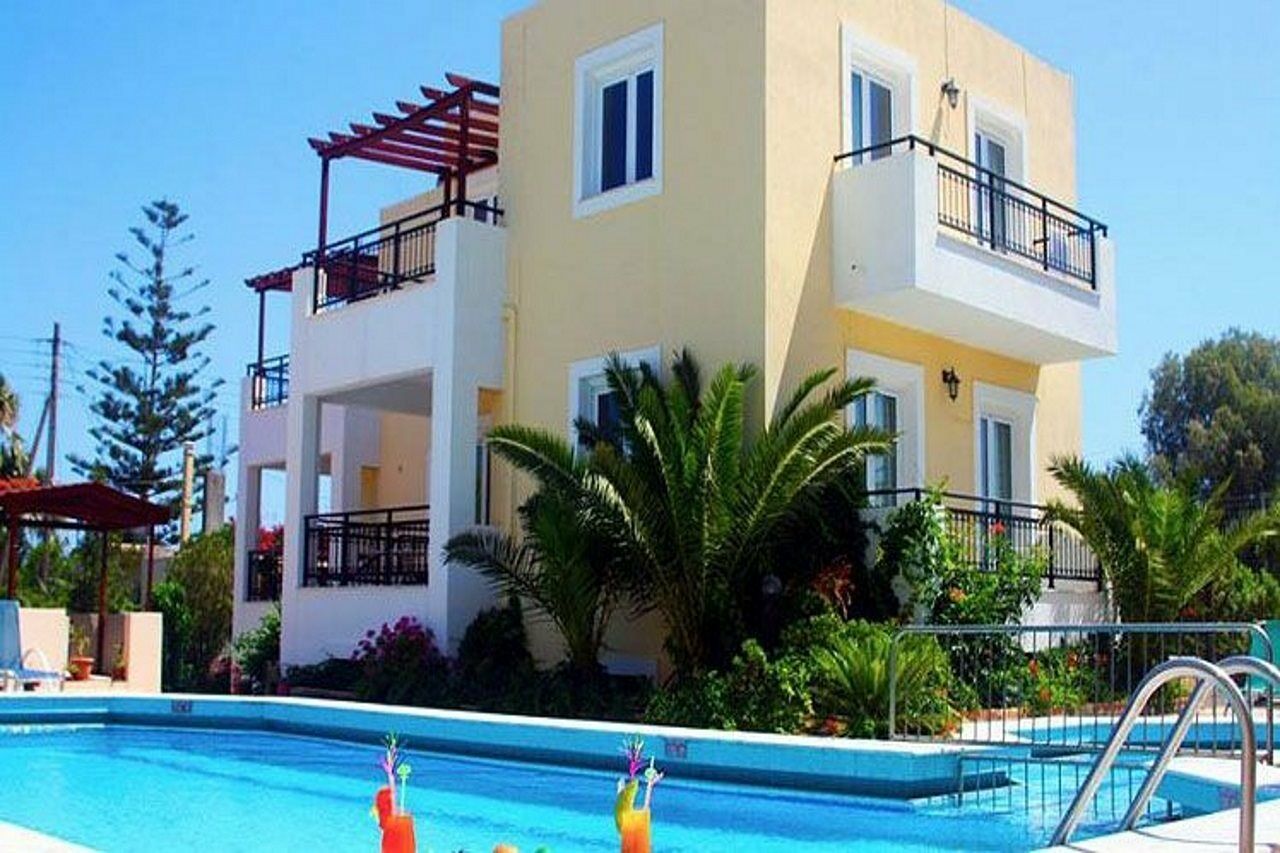 Iraklis Apartments Stalida Eksteriør bilde